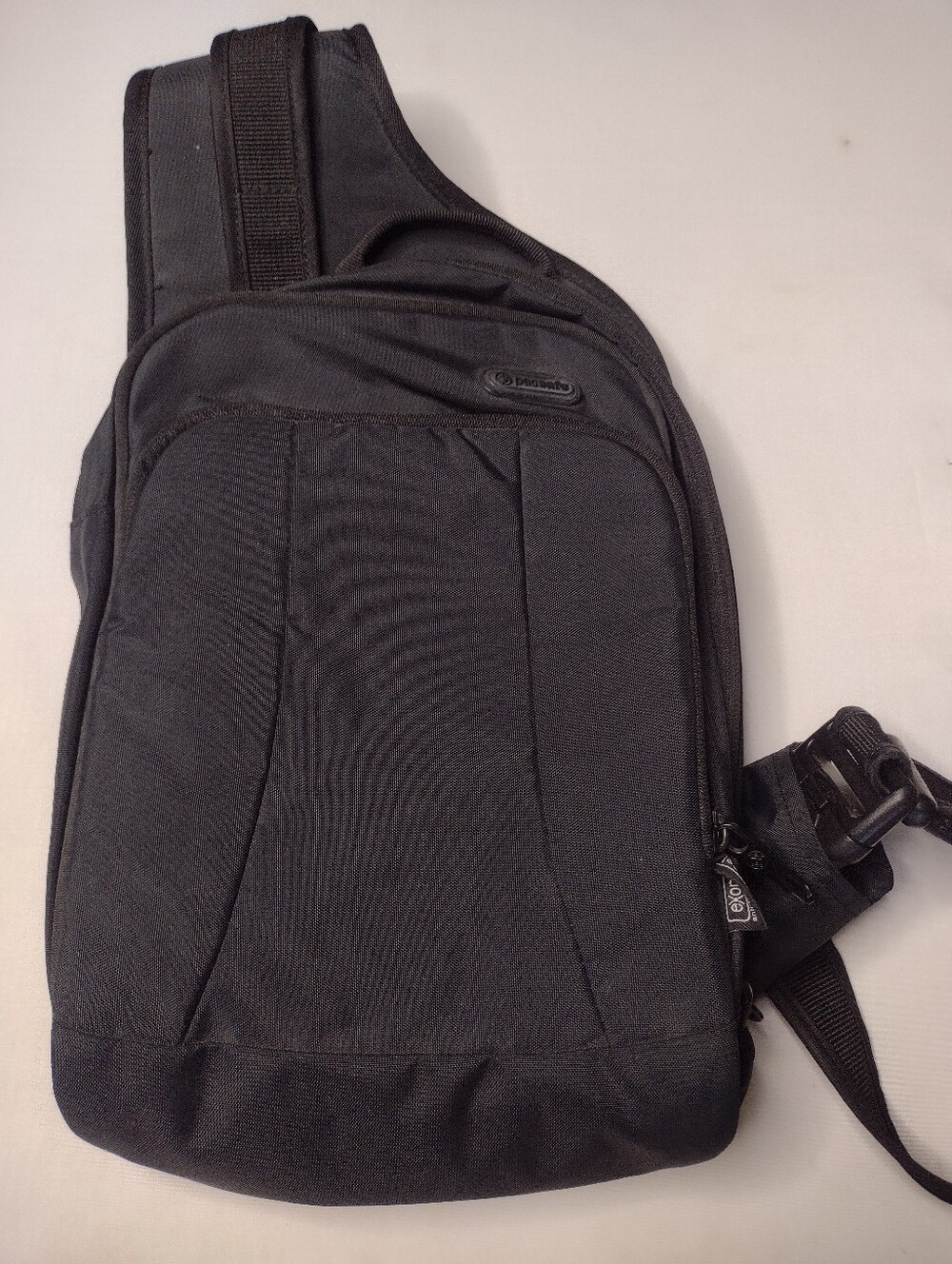 Pacsafe Metrosafe LS150 Anti-Theft Sling Bag RFID Travel Crossbody Backpack OO